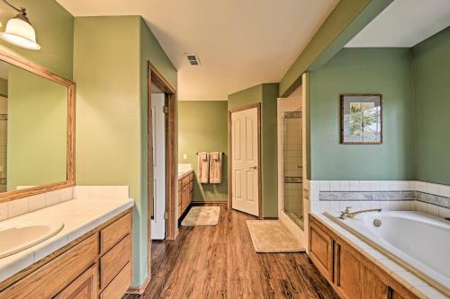 Fairway Retreat - Luxe Home With Panoramic Views!