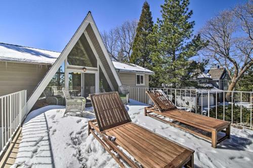 Gorgeous A-frame Cabin With Views And Spacious Decks
