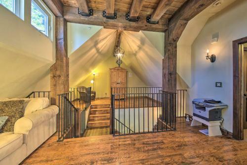 Incredible Lake Arrowhead Home With Views And Decks!