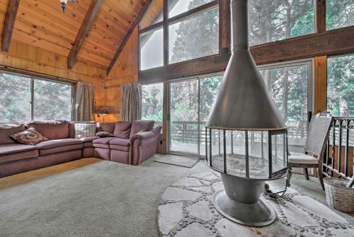 Rustic Lake Arrowhead Cabin - 5 Mins To Village!
