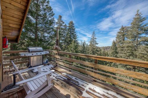Private Hilltop Retreat