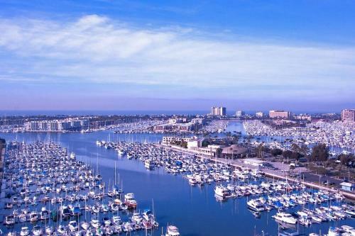 Apartamento One Bed/1bath + Private Balcony Walk To Beach