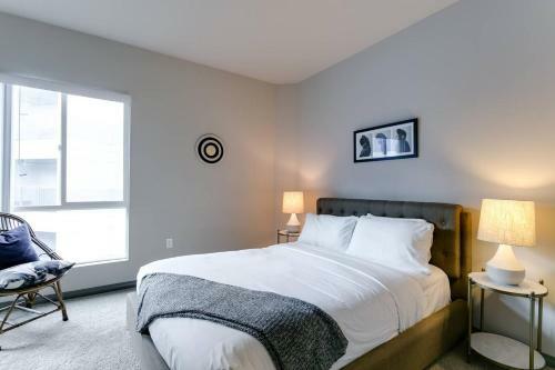 Apartamento One Bed/1bath + Private Balcony Walk To Beach