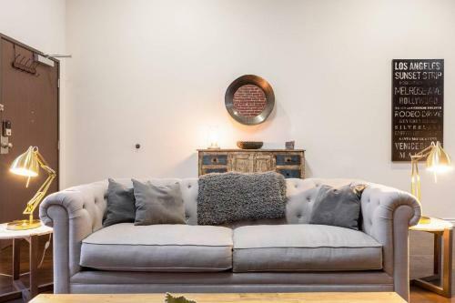 Historic Remodeled True 1-bdrm Loft