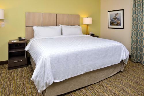 Candlewood Suites - Lodi, An Ihg Hotel