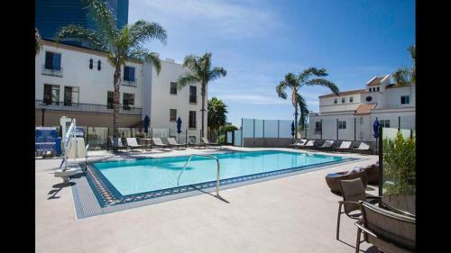 Apartamento The Grove Penthouse 3 Bdrm 3 Bath