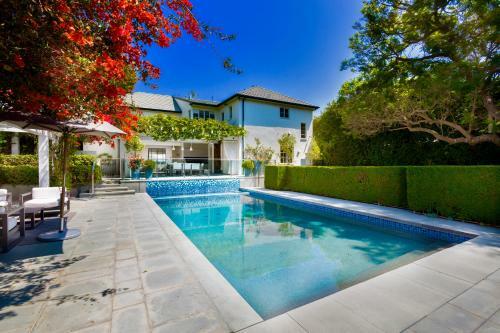 Brentwood Estate