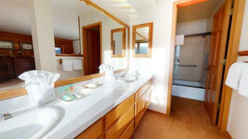 Apartamento Snowcreek III #448 Condo