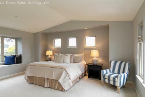 Large 3 Bedroom 2 Bath In Marina
