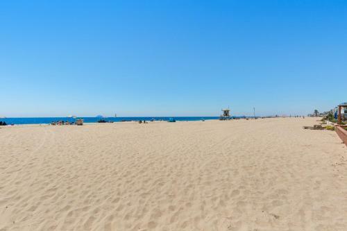 Upper Level Beach Retreat