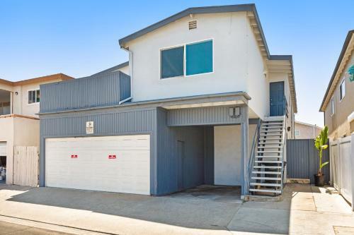 Upper Level Beach Retreat