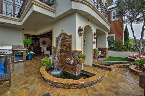 Luxury Newport Beach Getaway - 1 Block From Shore!
