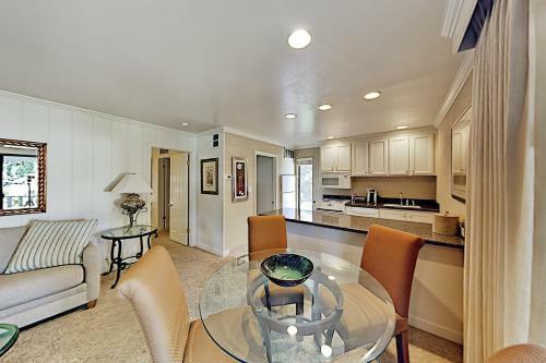 Apartamento Sleek Condo Within Silverado Community - Pool, Dining Condo