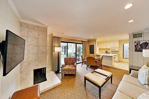 Apartamento Roomy Silverado Condo - Pool & On-site Dining Condo