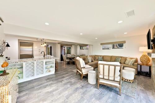 Nb-3126a - Balboa Island Home