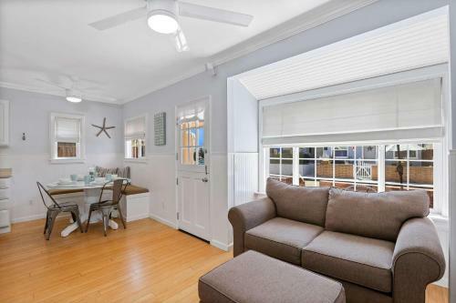 307 Thirty Fifth Street