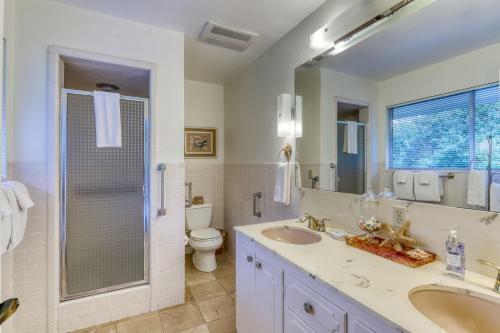 Viewcrest Retro Country Home