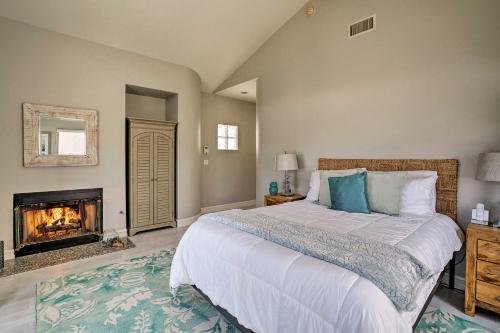 Luxe Home With Rooftop Patio Walk To Oceanside Beach