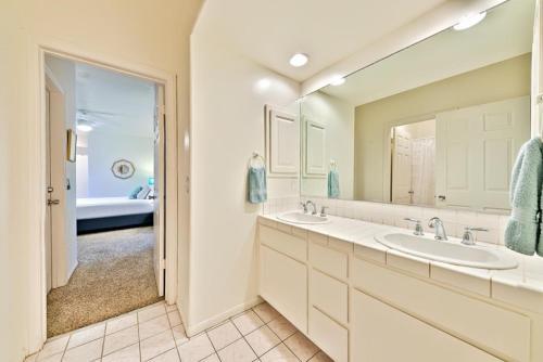 Os-608 - Family Strand Beach House Oceanside