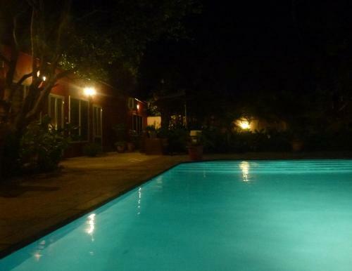 Hostal Hibiscus House Gambia