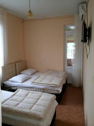Hostal Kvariati Grand Guest House