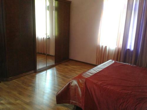 Hostal Gonio Guest House