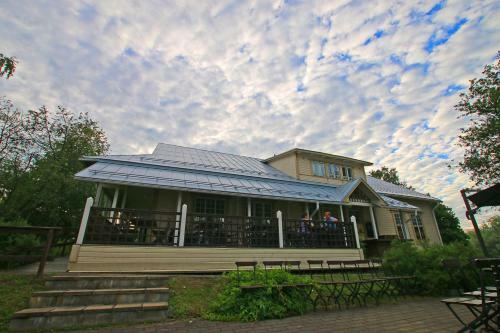 Bed & Breakfast Panimoravintola Huvila