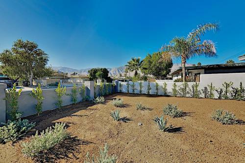 All-new Mountain-view Home - Private Pool & Spa Home