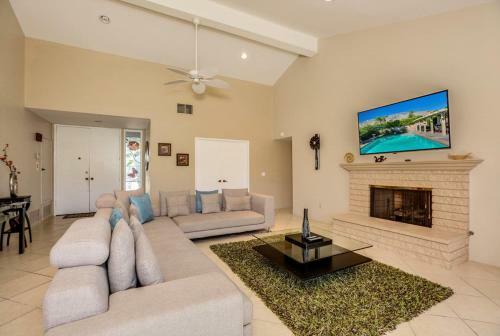 My Palm Springs Place