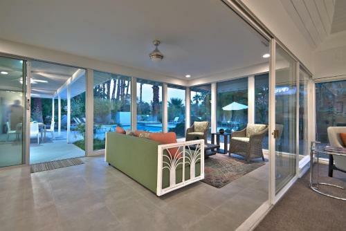 Casa Moderna By Oranj Palm