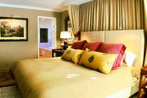 Your Private Ritz Carlton In Palm Springs