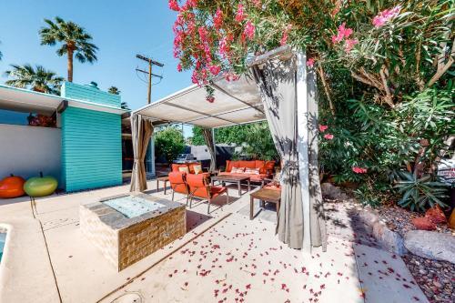 Twin Palms Sunsation