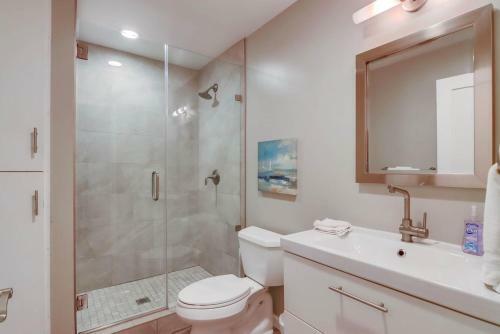 2 Floors Of Ocean Front, 2 Exclusive Patios, AC