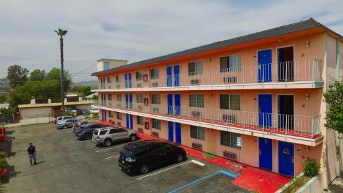 Hotel La Petite Rouge Motel
