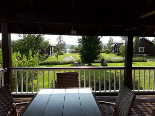Lodge Marjakartano Hussola