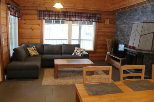 Lodge Marjakartano Hussola