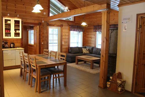 Lodge Marjakartano Hussola