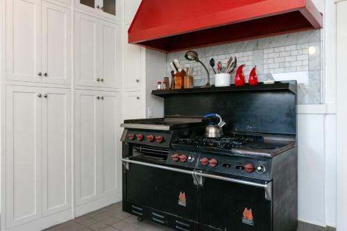 Corona Del Mar Home Home