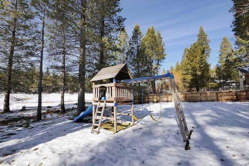1140 Fairway Drive Home