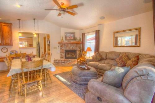 Breezy Pines Cabin By Lake Tahoe Accommodations