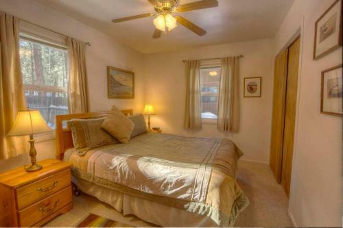 Breezy Pines Cabin By Lake Tahoe Accommodations
