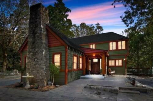 Lake Arrowhead Area Modern Cabin At Sugars Mountain Chalet