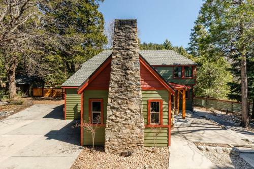 Lake Arrowhead Area Modern Cabin At Sugars Mountain Chalet