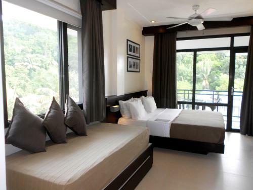 One Crescent Place Hotel