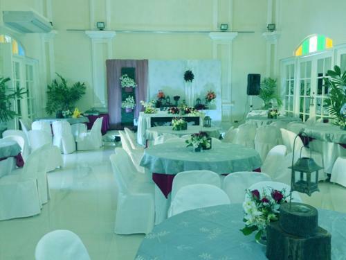 Fiesta Garden Hotel Resort And Spa