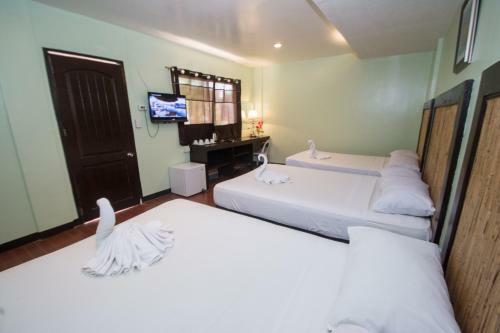 Hotel Bamboo Beach Resort & Restaurant