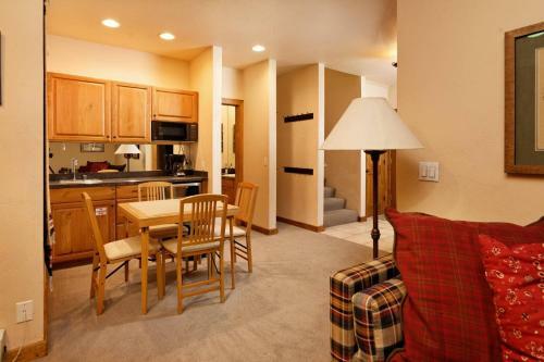 Shadowbrook 405