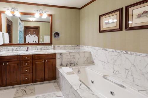 Ritz-carlton Club 3 Bedroom White River 004