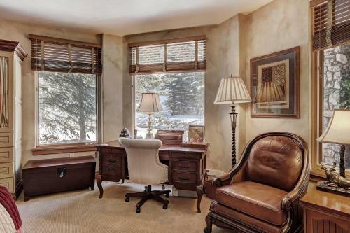 Apartamento Gorgeous Corner 3br- Ski In Out Access And 3 Decks! Condo
