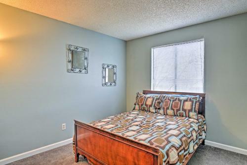 Aurora House With Private Yard And Deck - Near Denver!